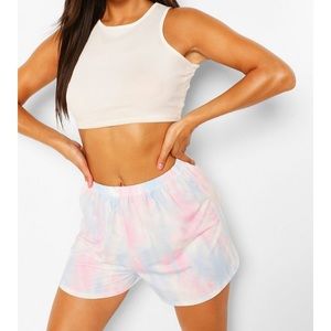 NWT Boohoo Tie Dye Shorts